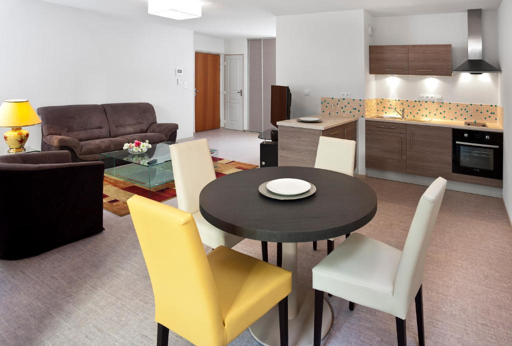 La Residence Therm'Appart Vichy Room photo